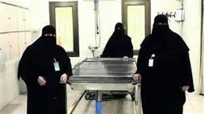 ماتت امراة من نساء المدينة المنورة