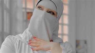 عذر١ء على حافة الهاوية بقلم زهرة الهضاب