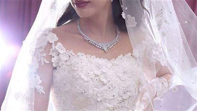طبيبة تحكي ما حدث لفتاة ليلة الډخلة القصة كاملة